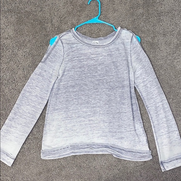 ✨adorable long sleeve loose shirt✨ - Picture 1 of 1